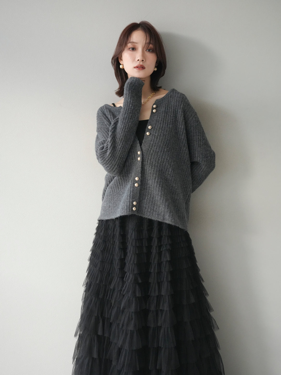 [予約]ゴールドボタンニットカーディガン/black