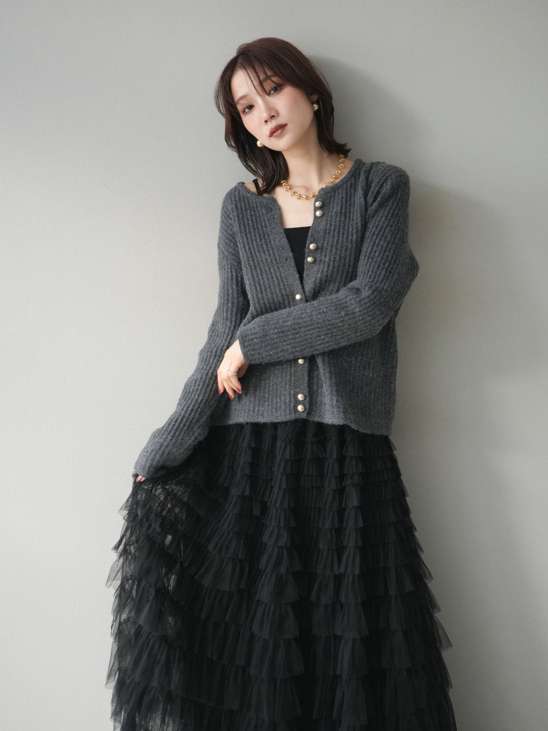 [予約]ゴールドボタンニットカーディガン/black