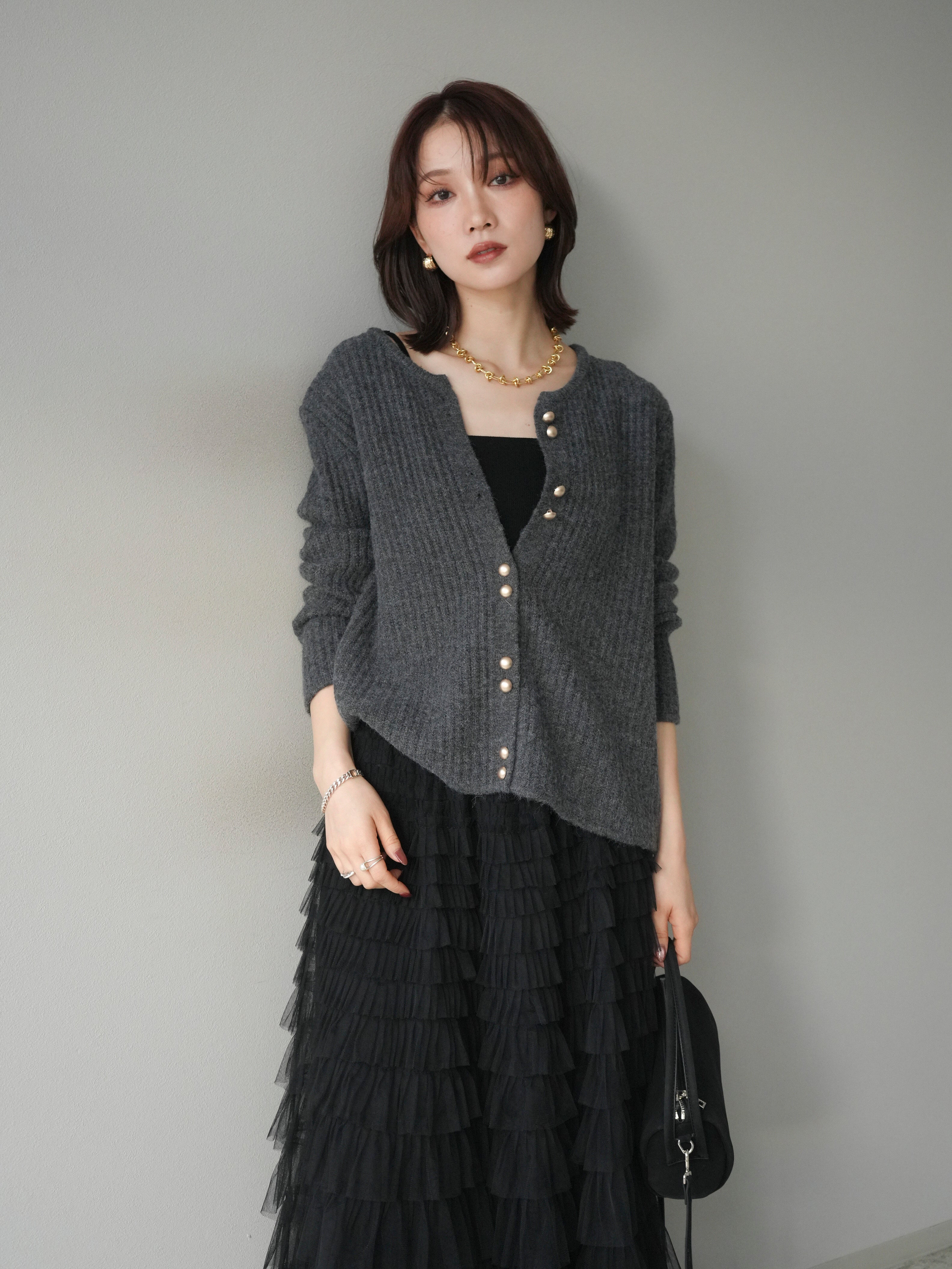 新品未使用✨ギラロッシュ カシミヤ 金ボタン カーディガン レディース　L 黒 新品未使用✨ギラロッシュ カシミヤ 金ボタン カーディガン