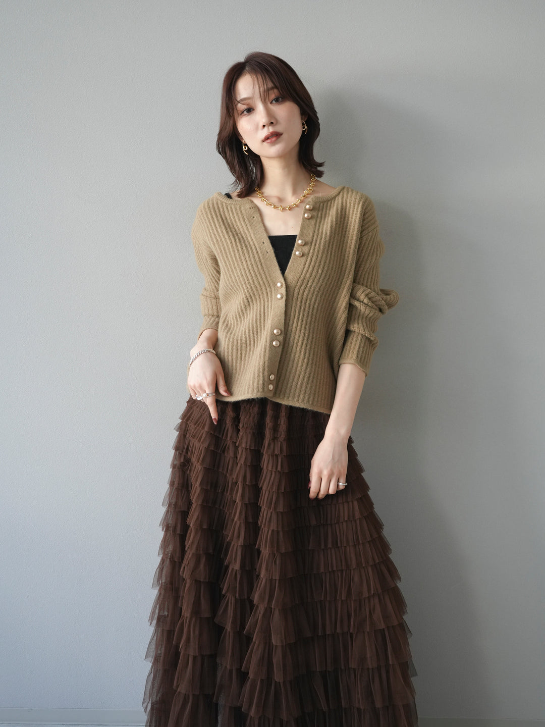[予約]ゴールドボタンニットカーディガン/beige