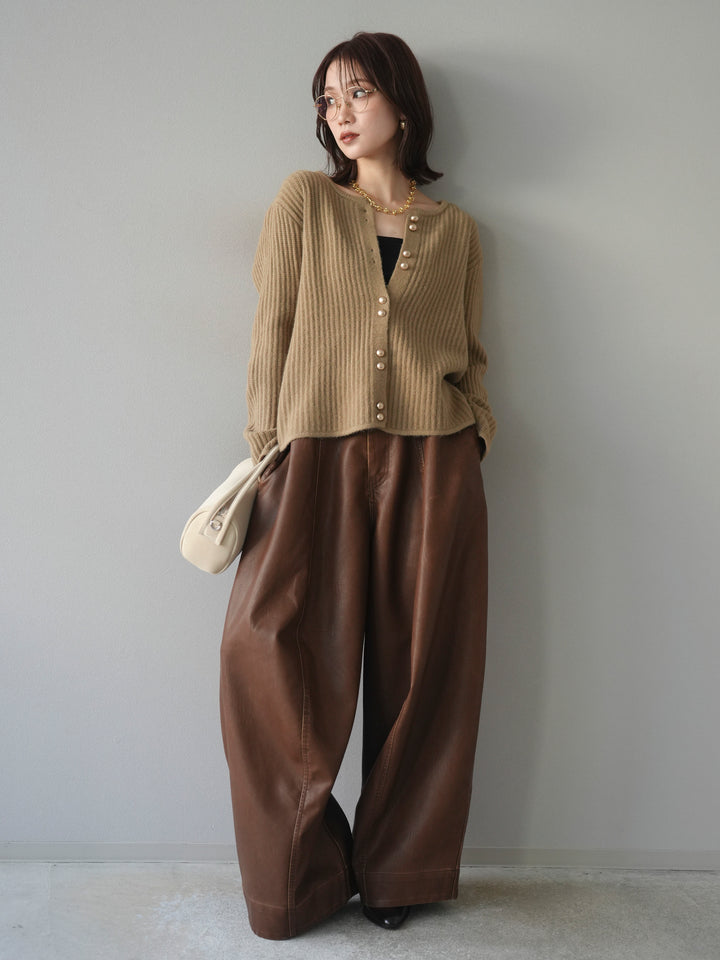 [予約]ゴールドボタンニットカーディガン/beige