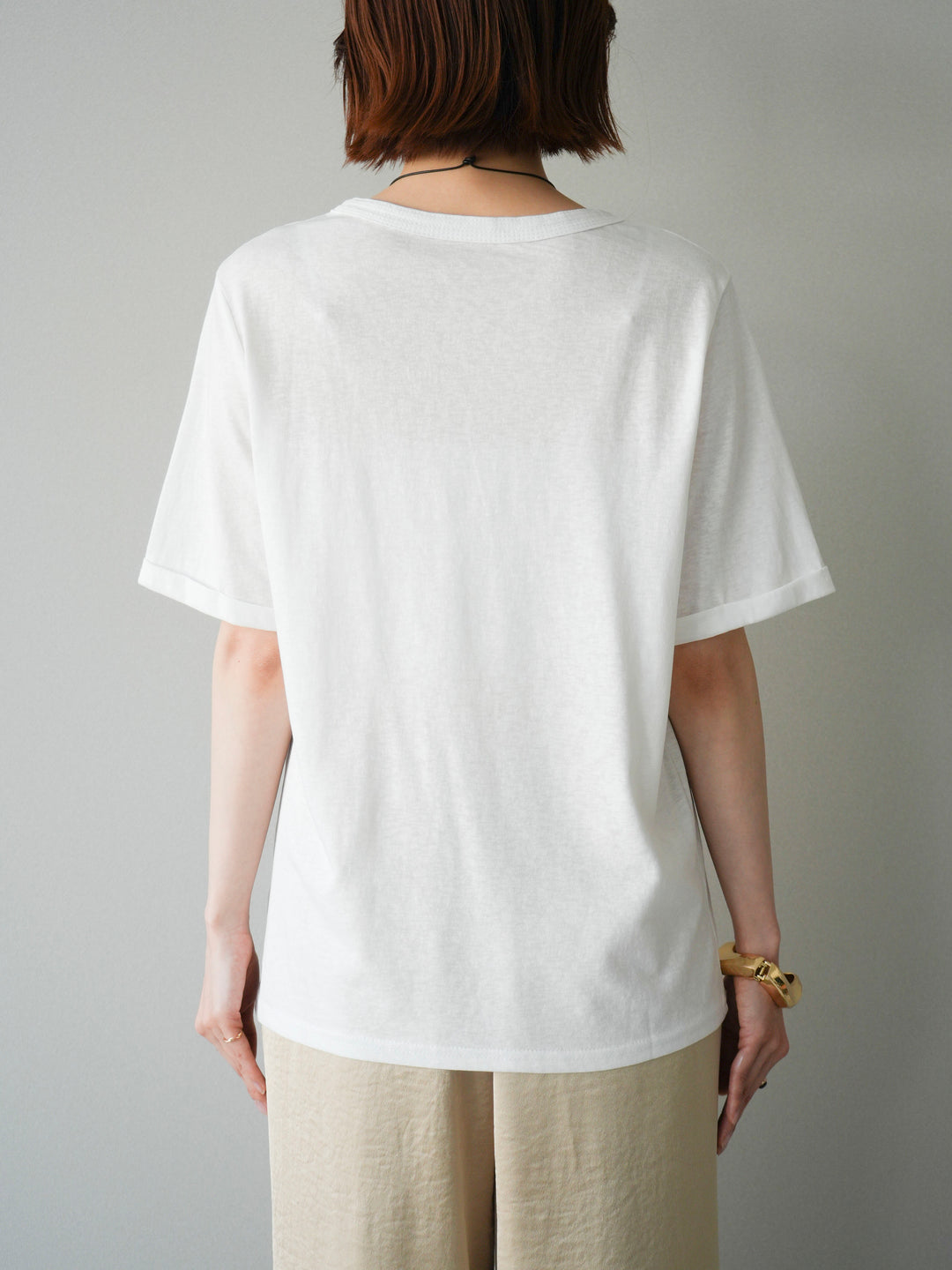[予約]サークルネックレス付ロゴTシャツ/white