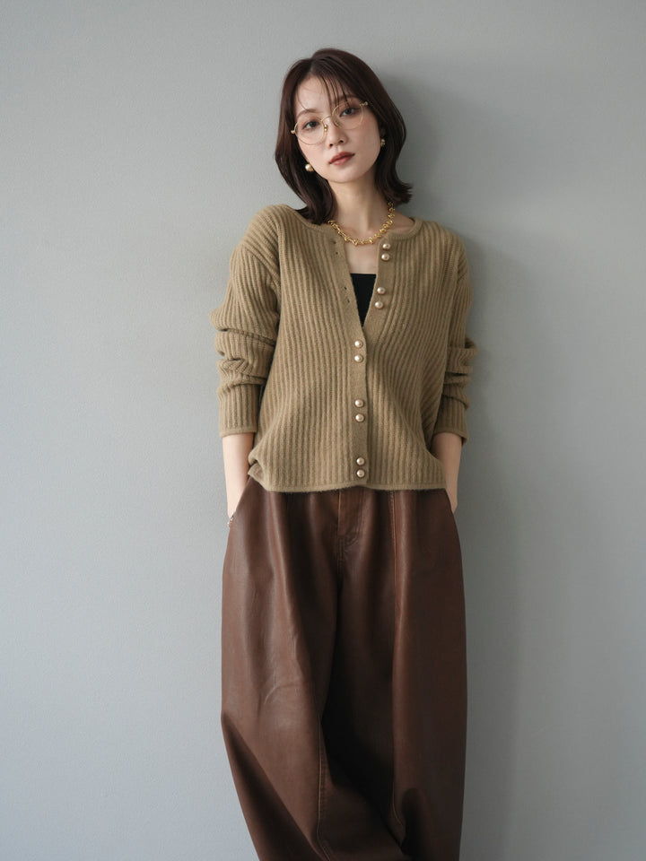 [予約]ゴールドボタンニットカーディガン/beige