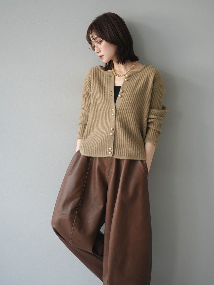 [予約]ゴールドボタンニットカーディガン/beige