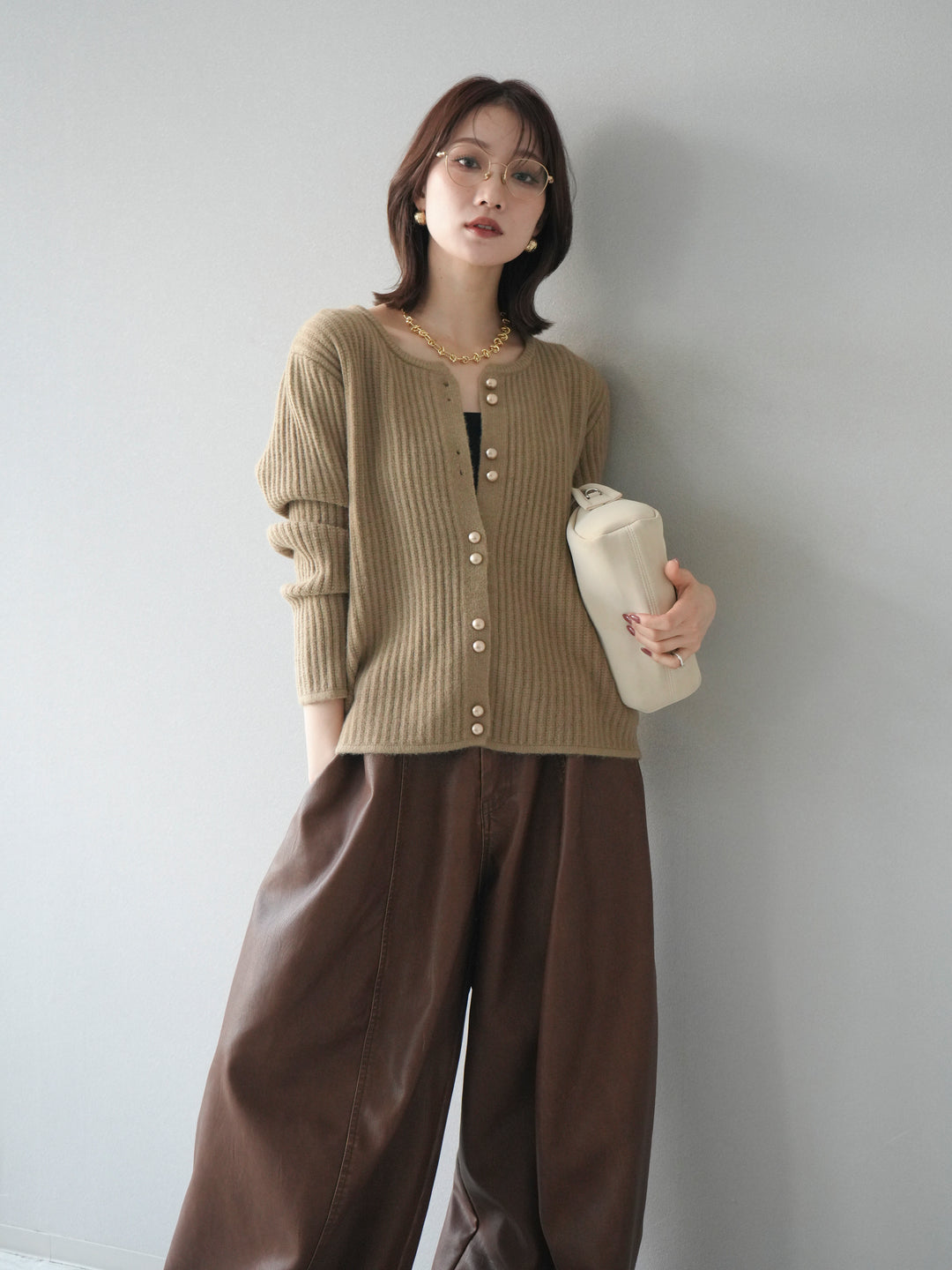 [予約]ゴールドボタンニットカーディガン/beige