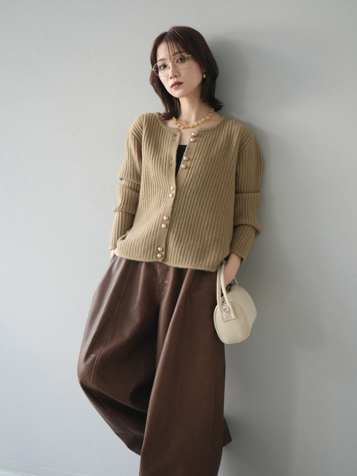 [予約]ゴールドボタンニットカーディガン/beige