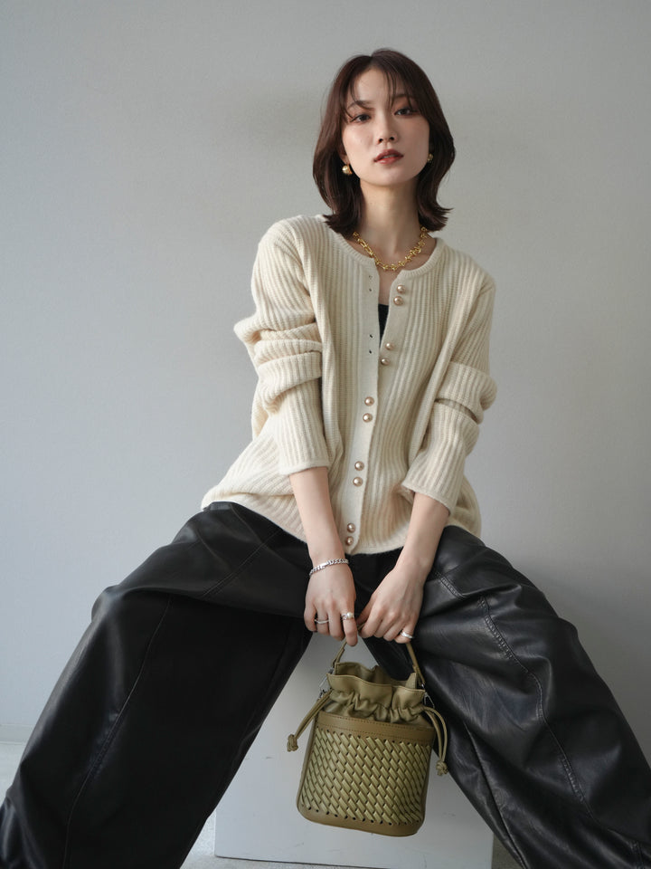 [予約]ゴールドボタンニットカーディガン/ivory