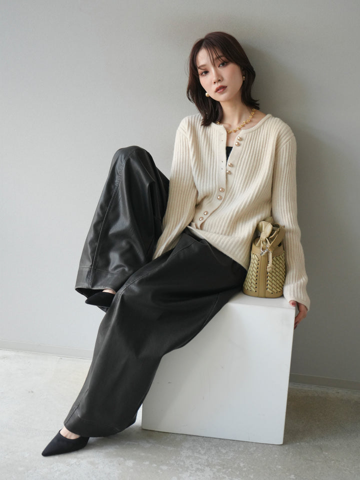 [予約]ゴールドボタンニットカーディガン/ivory