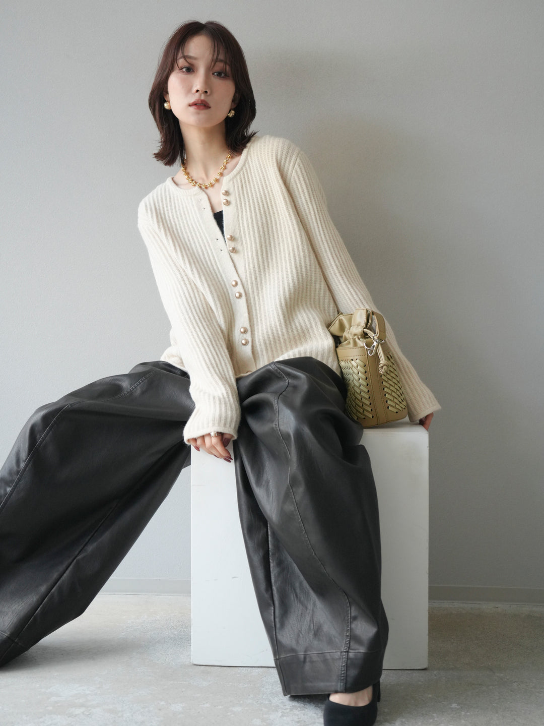 [予約]ゴールドボタンニットカーディガン/ivory