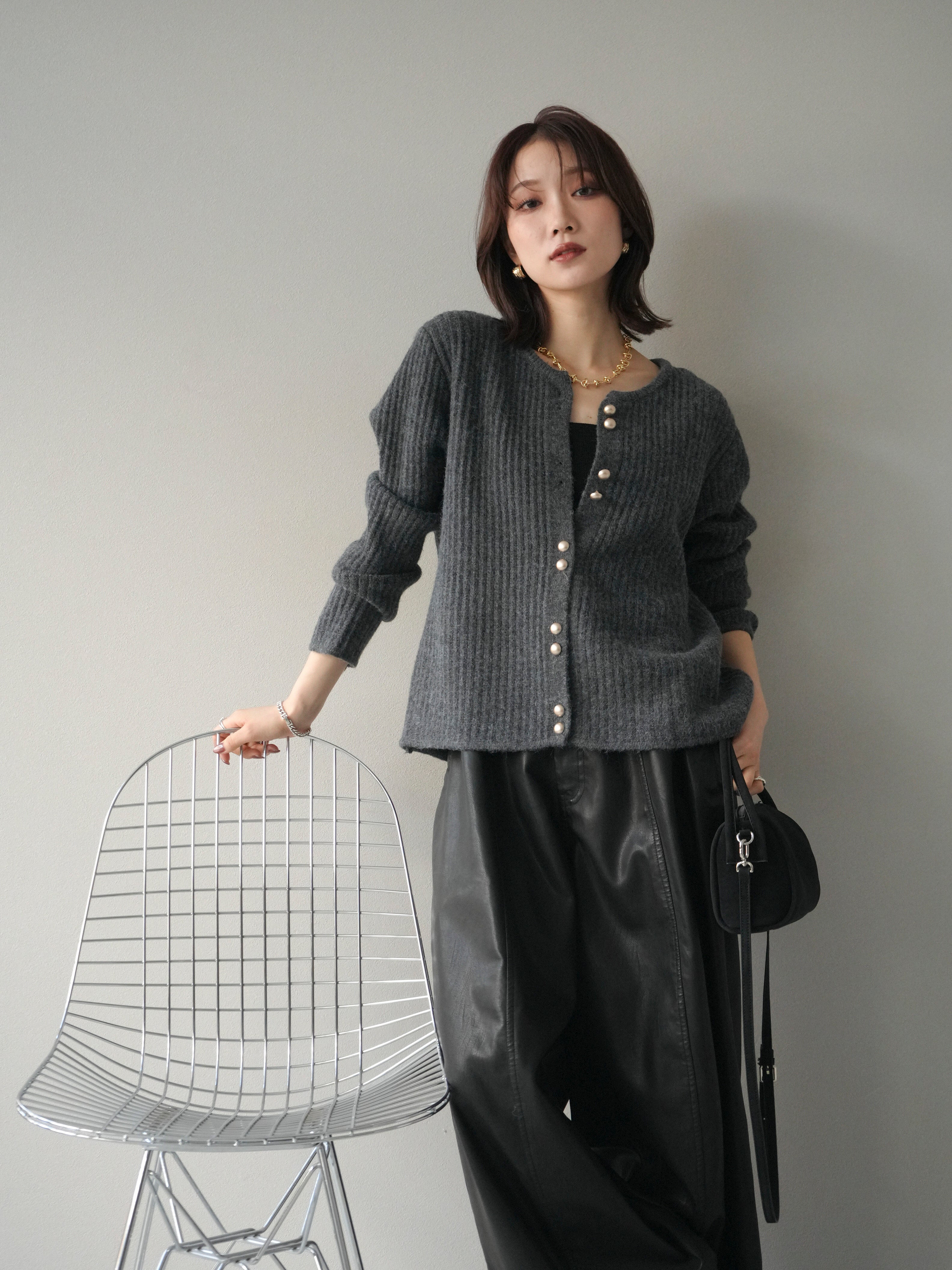 【未使用級】レオナール カーディガン 金ボタン ブラック Lサイズ 予約]ゴールドボタンニットカーディガン/black – Lumier