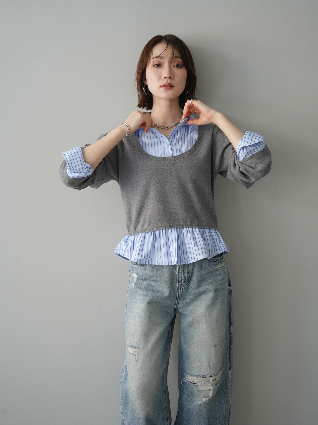 [予約]ストライプシャツUネックドッキングニットプルオーバー/graybluestripeA