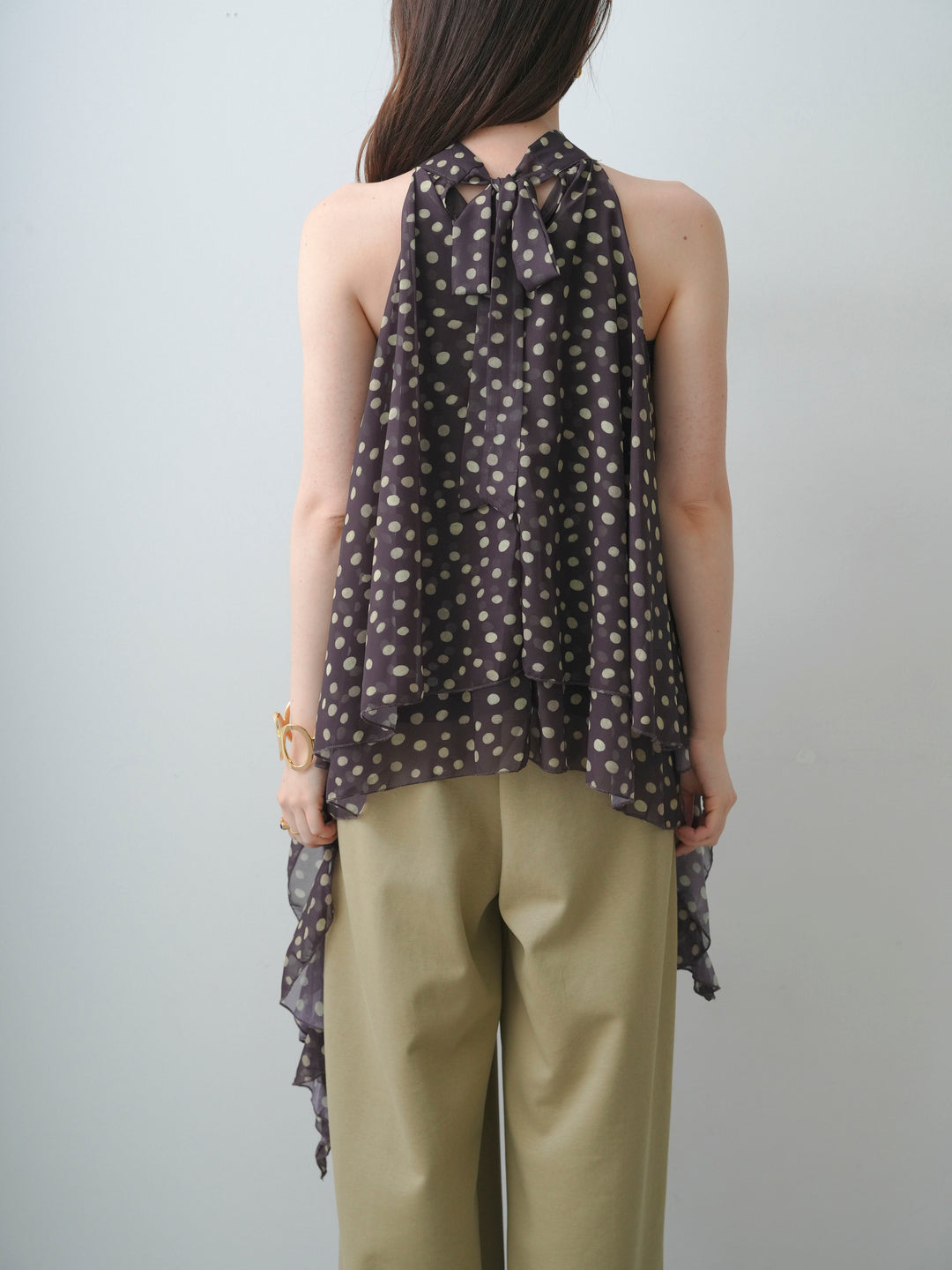 [予約]ドットシフォンノースリブラウス/brown