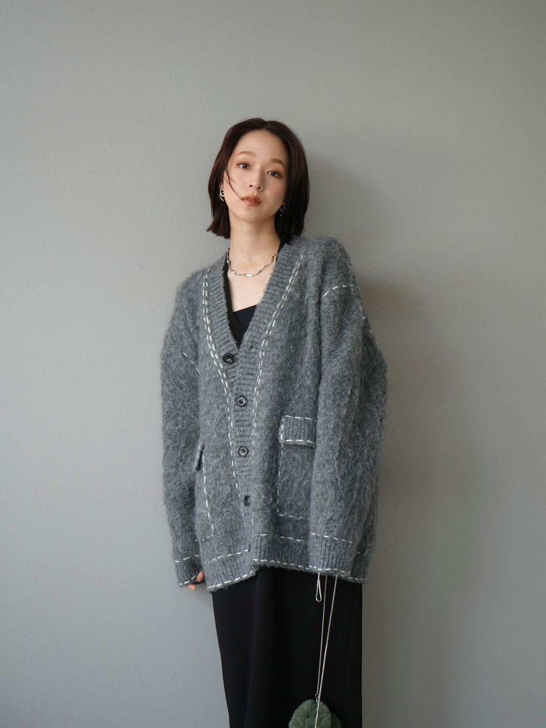 [予約]ステッチVネックニットカーディガン/グレー