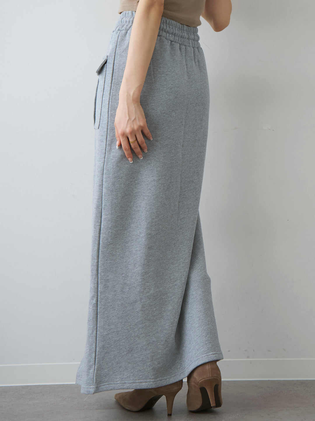 [予約]フロントZIPポケットデザインスウェットスカート/grey