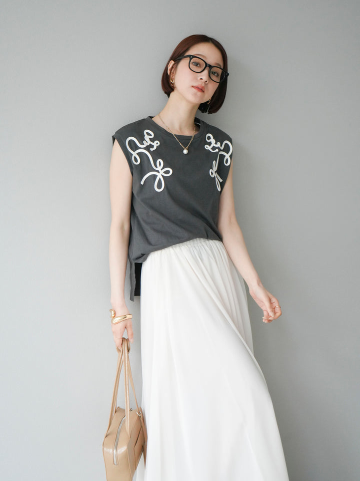 [SET] 繩繡法式袖T卹+雪紡喇叭裙（2件組）