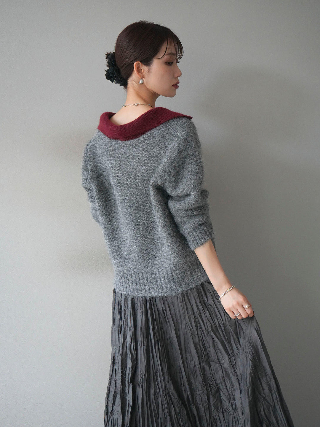 [予約]バイカラー襟付きニットプルオーバー/gray