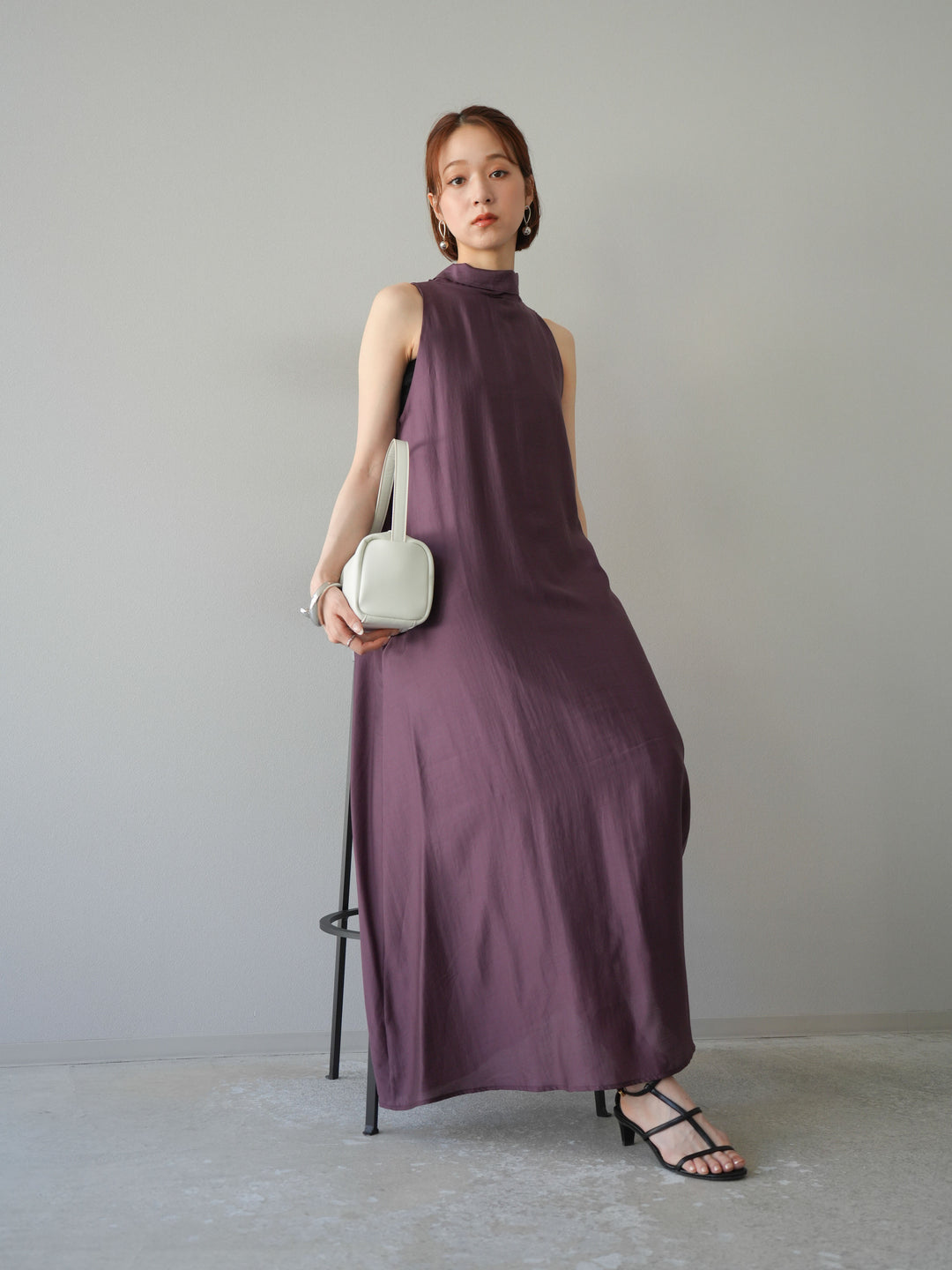 [予約]シアーホルターバックオープンワンピース/ボルドー