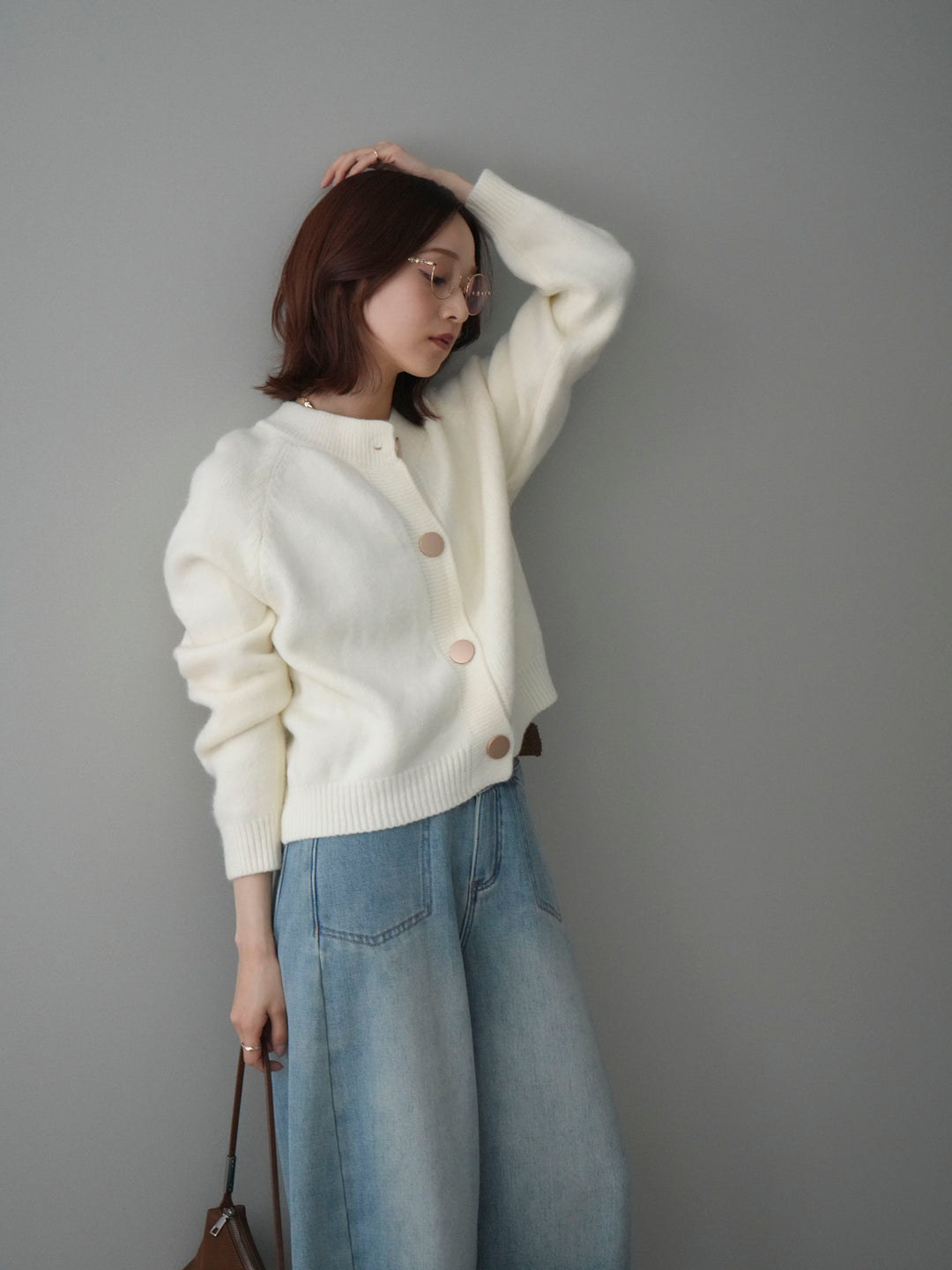 [予約]BIGボタンニットカーディガン/white