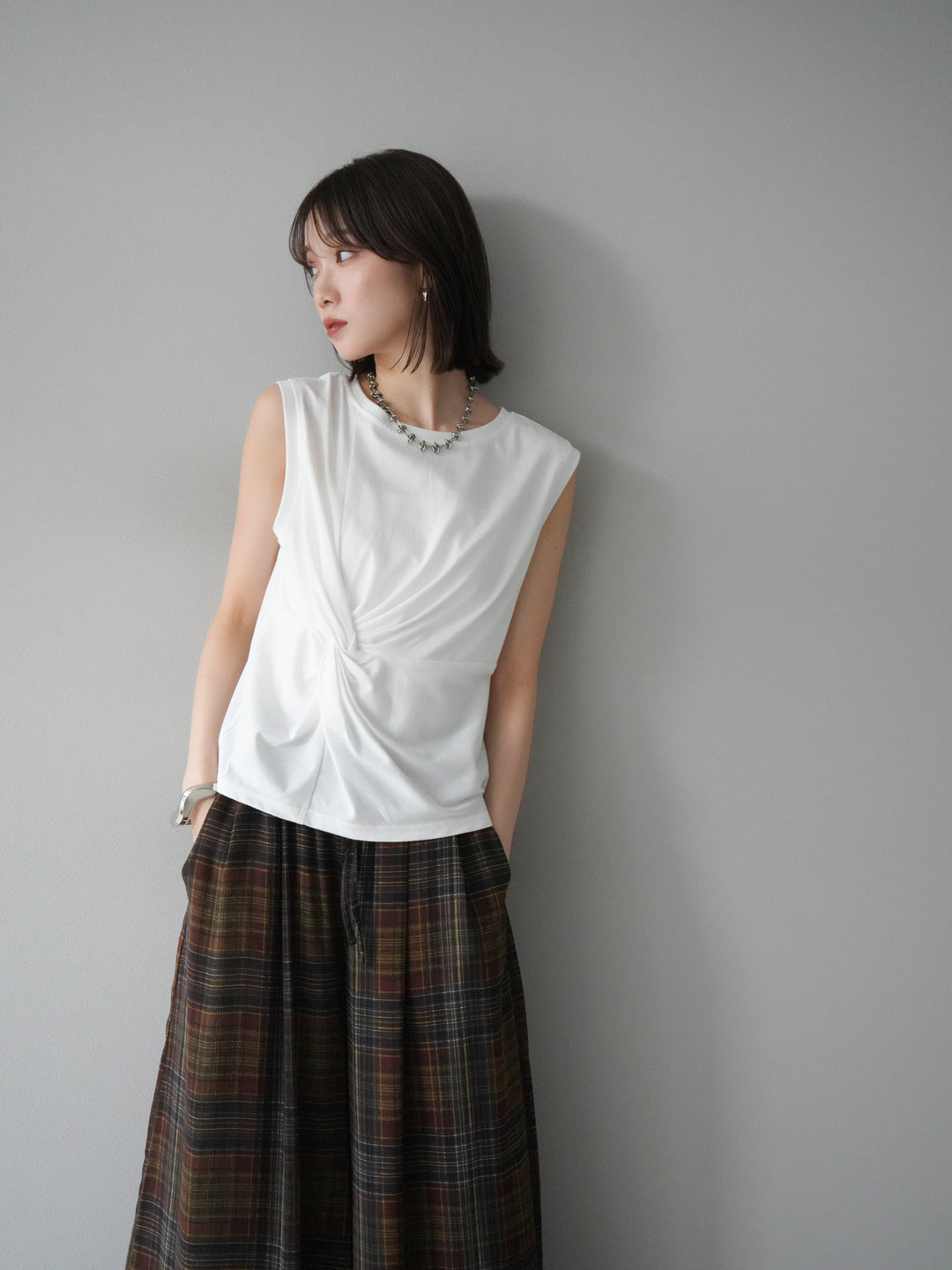 [予約]フロントツイストノースリーカットソー/オフ