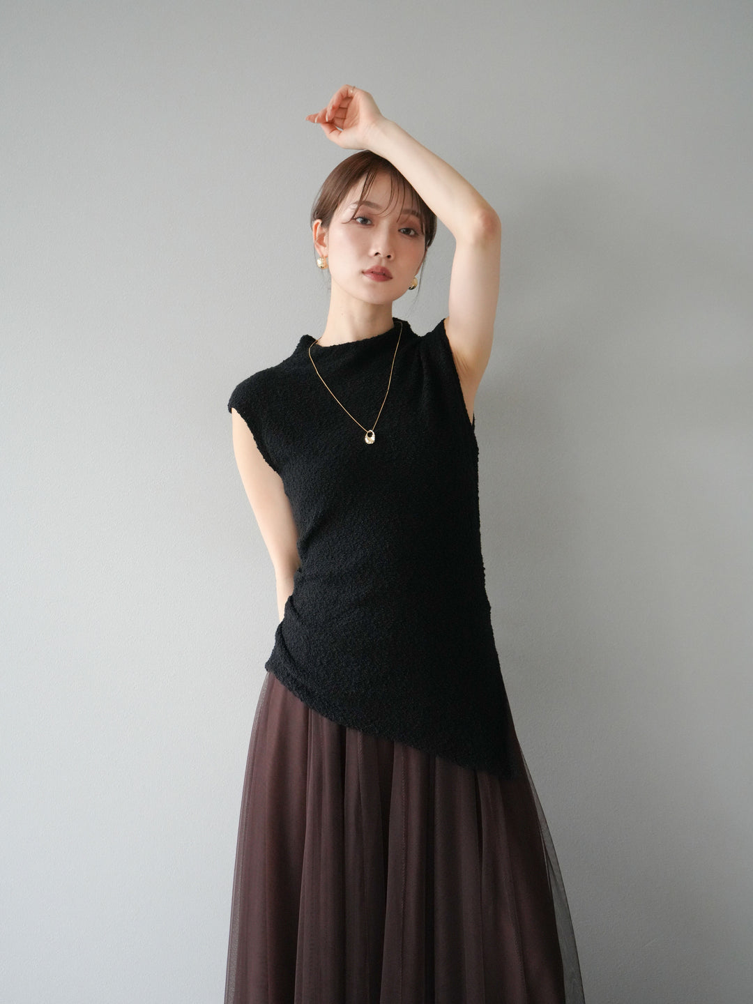 [SET]ブークレアシメニットノースリーブトップス+チュールボリュームスカート(2set)