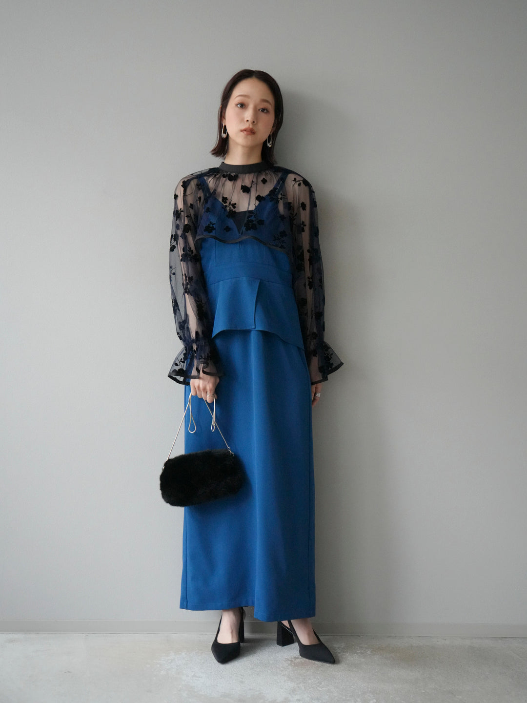 [予約]チュールフラワーフロッキーショートブラウス/ネイビー