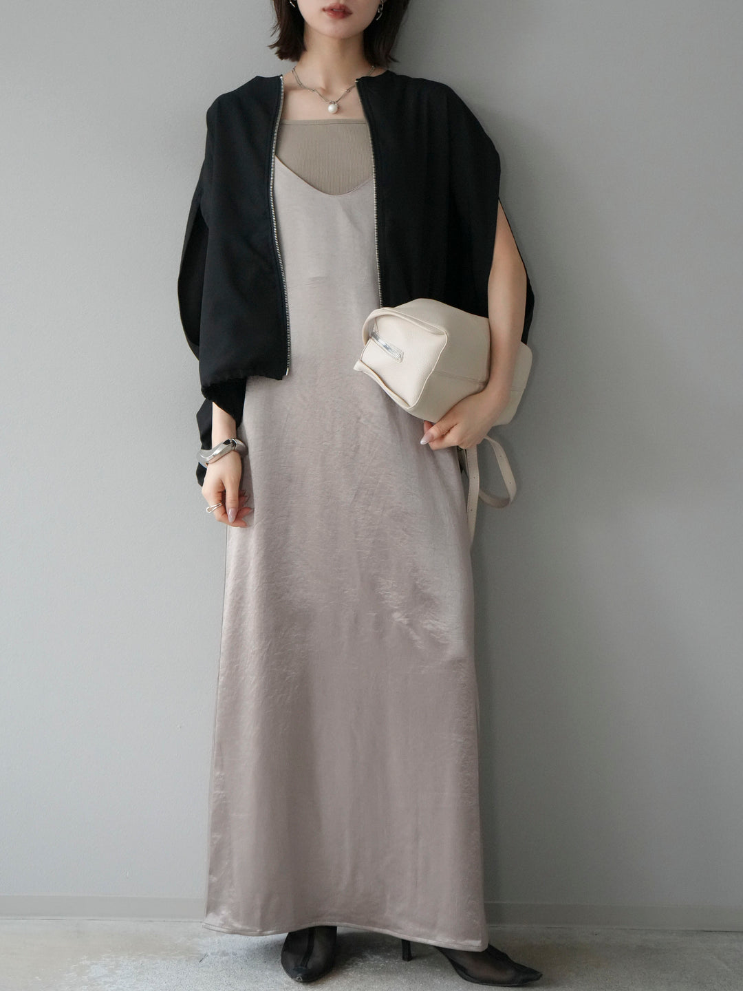 [予約]スリーブレスドロストZIPブルゾン/ブラック