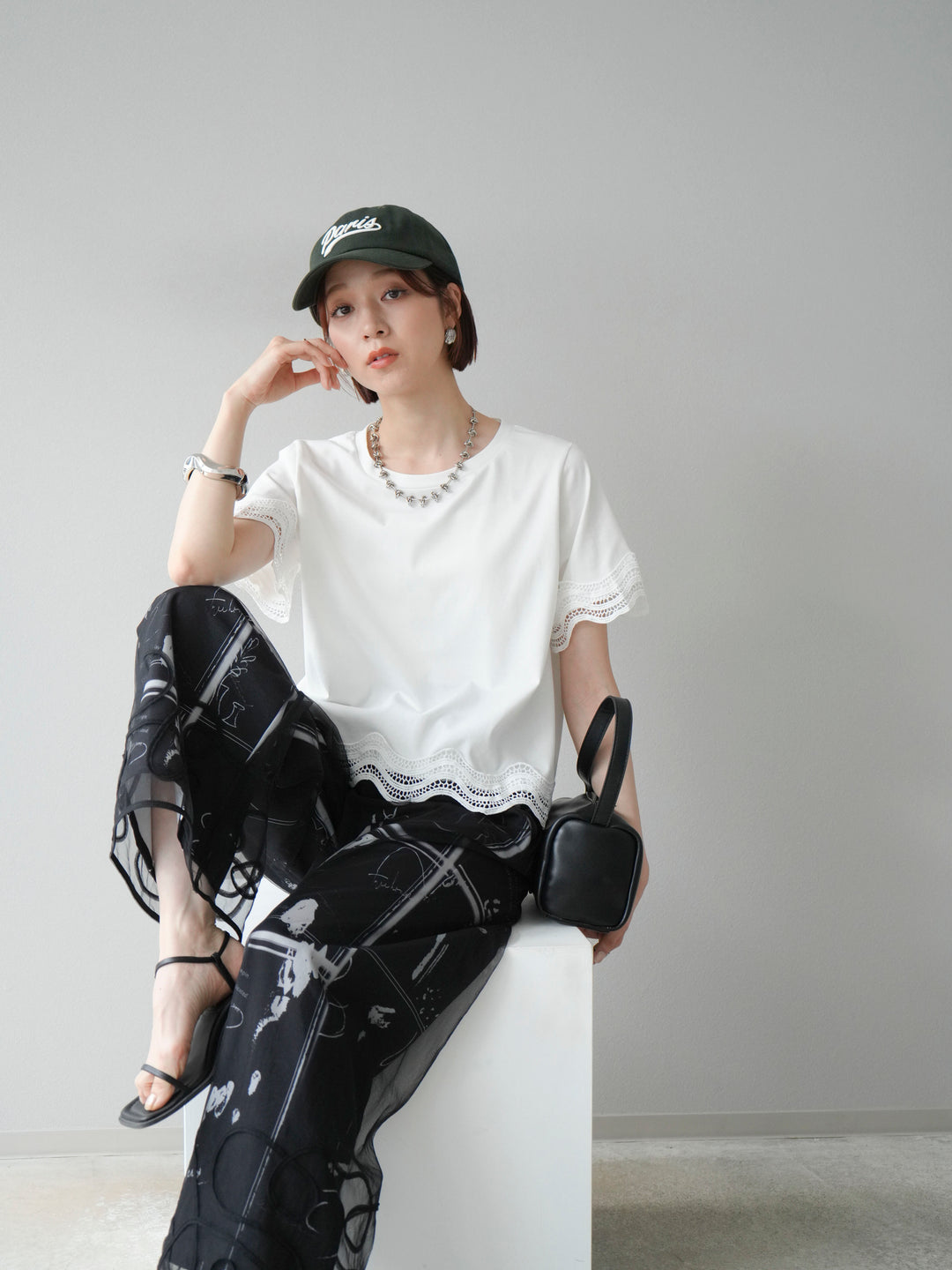 [SET]レース切替カットソー+コード刺繍チュールレイヤードパンツ(2set)