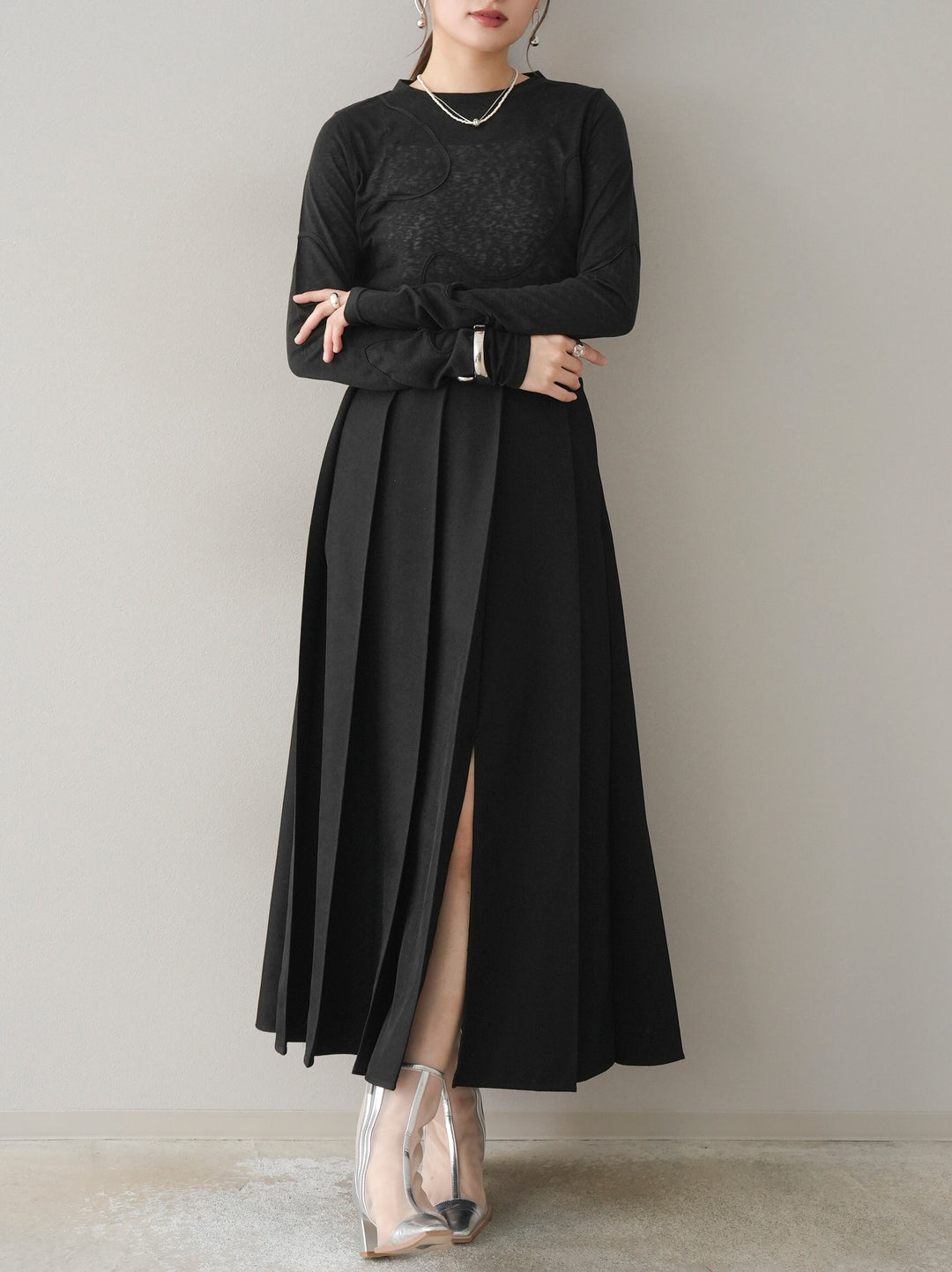 [預購] 繩繡透視長袖T卹 / 黑色