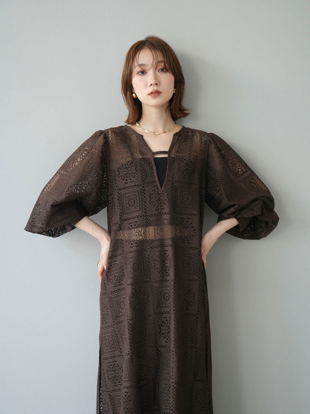 【套裝】塊蕾絲捲袖洋裝+塊蕾絲寬褲（2套）