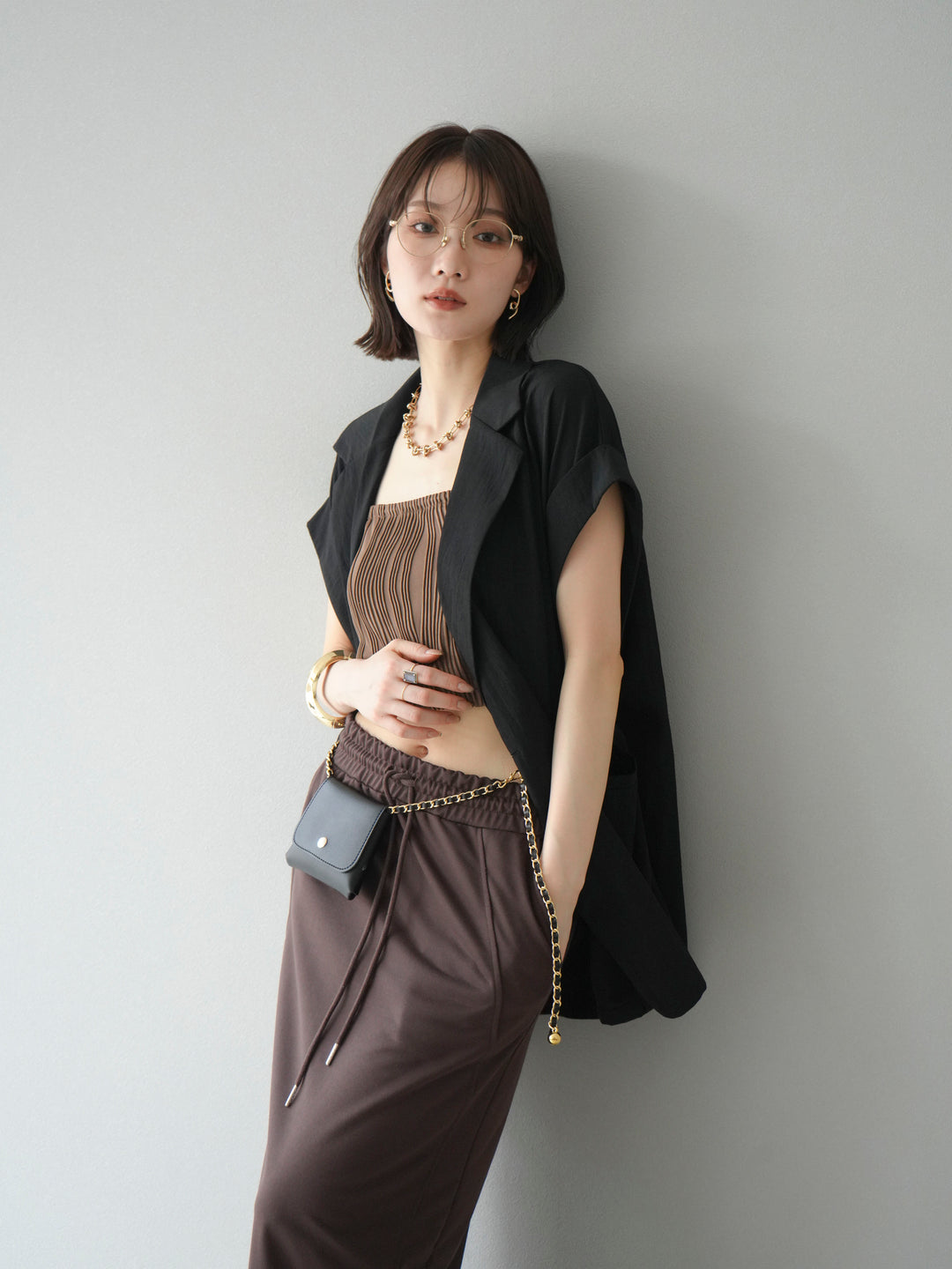 [SET]リネンライクノースリーブダブルジレ+ウェーブパイピングカップ付ベアキャミソール(2set)