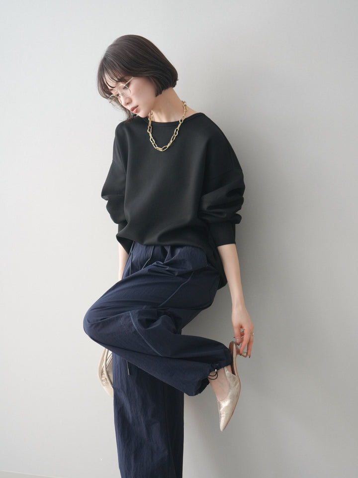 [予約]ライトポンチコクーンプルオーバー/black