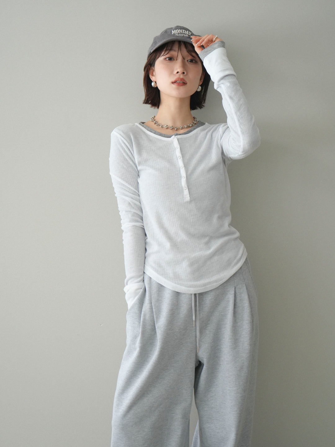 [予約]シアーリブヘンリーネックロンT/white