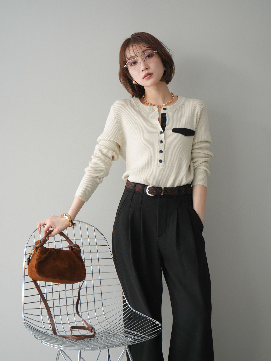 [SET]バイカラーデザインポケット配色ヘンリーネックニットソー+アニマル柄ベルト付きウールタッチワイドパンツ(2set)