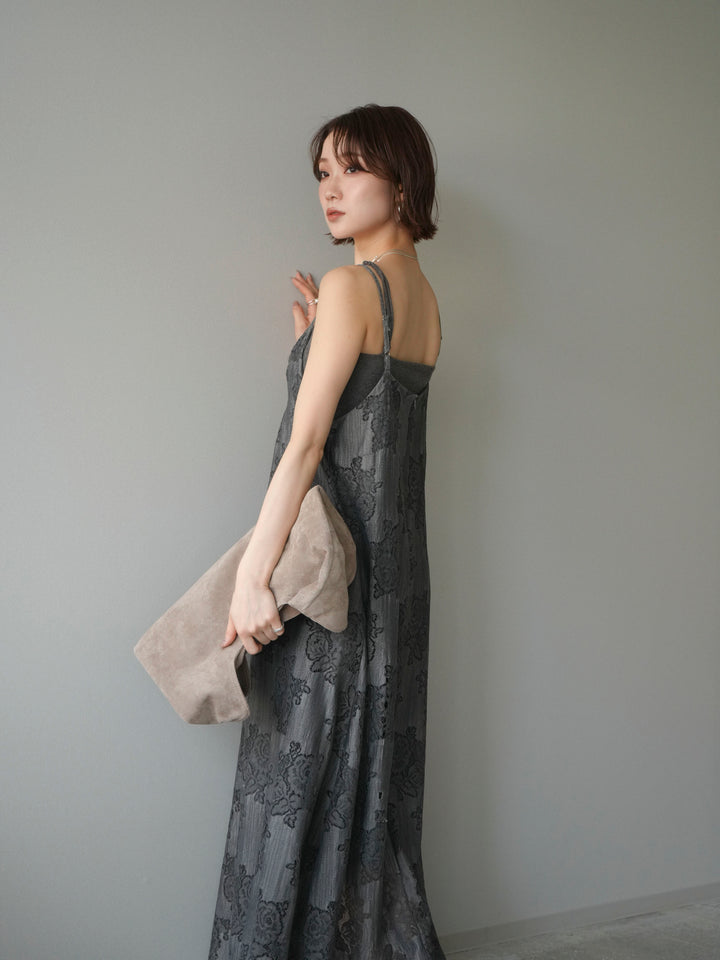 【預購】花朵蕾絲吊帶洋裝 / 灰色