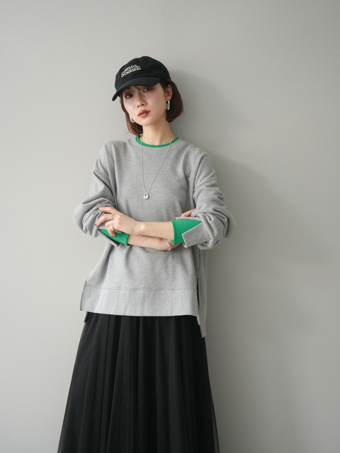 [SET]配色レイヤードデザインスエットプルオーバー+チュールボリュームスカート(2set)