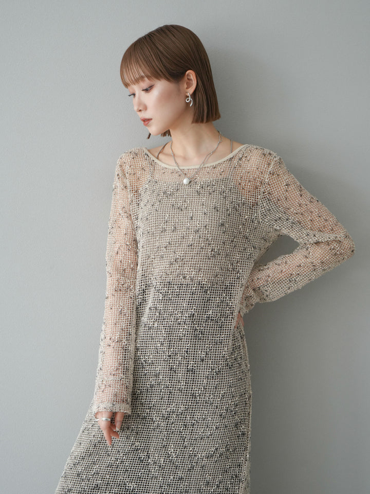 [預購] 鏤空網眼露背洋裝/象牙白