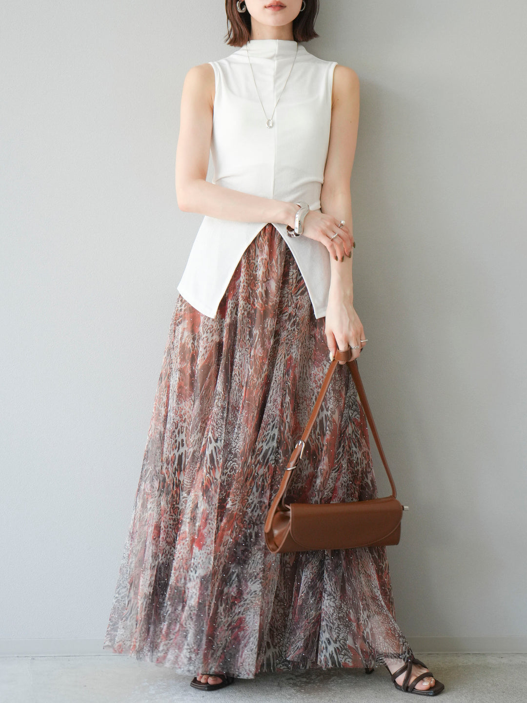 [予約]フロントスリットレーヨンニットトップス/ホワイト