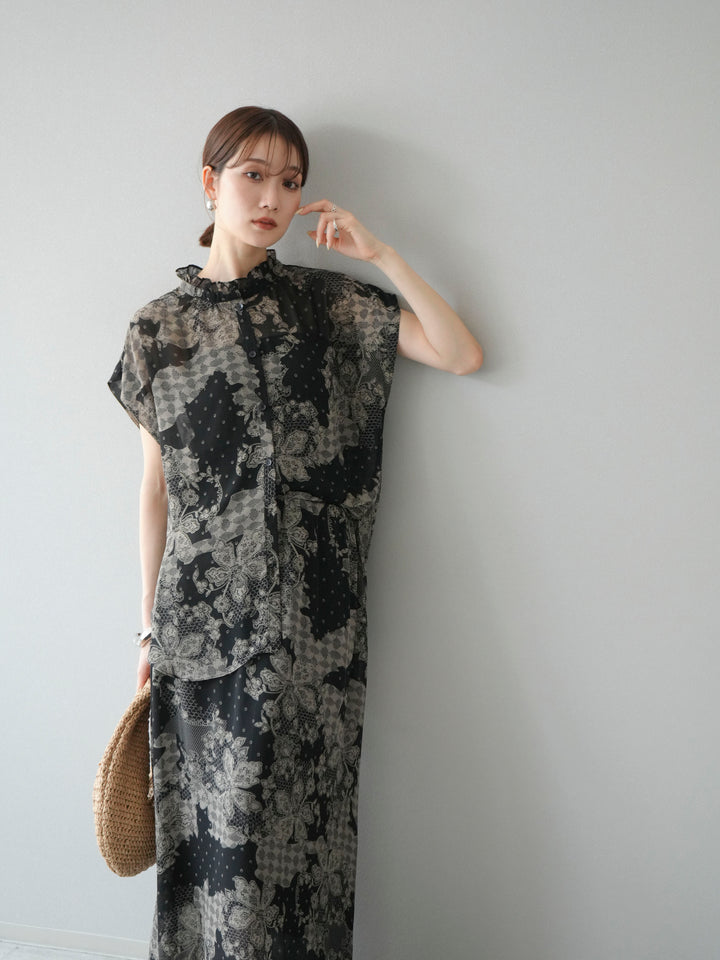 [SET] 花朵圖案法式袖襯衫 + 花朵圖案喇叭裙 (2 套)