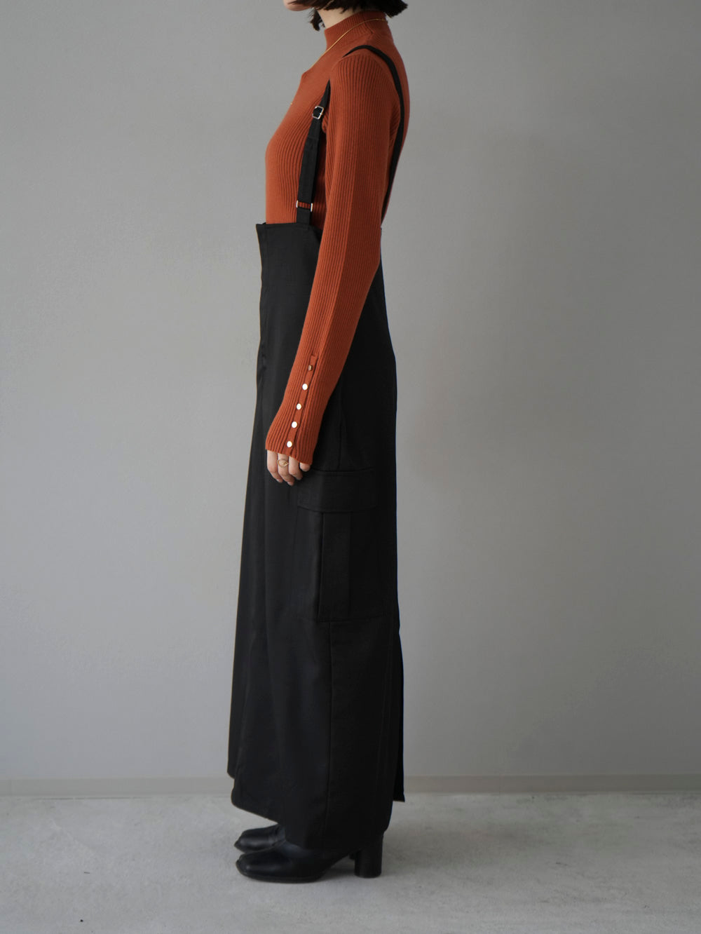 [Pre-order] Cargo jumper skirt/black