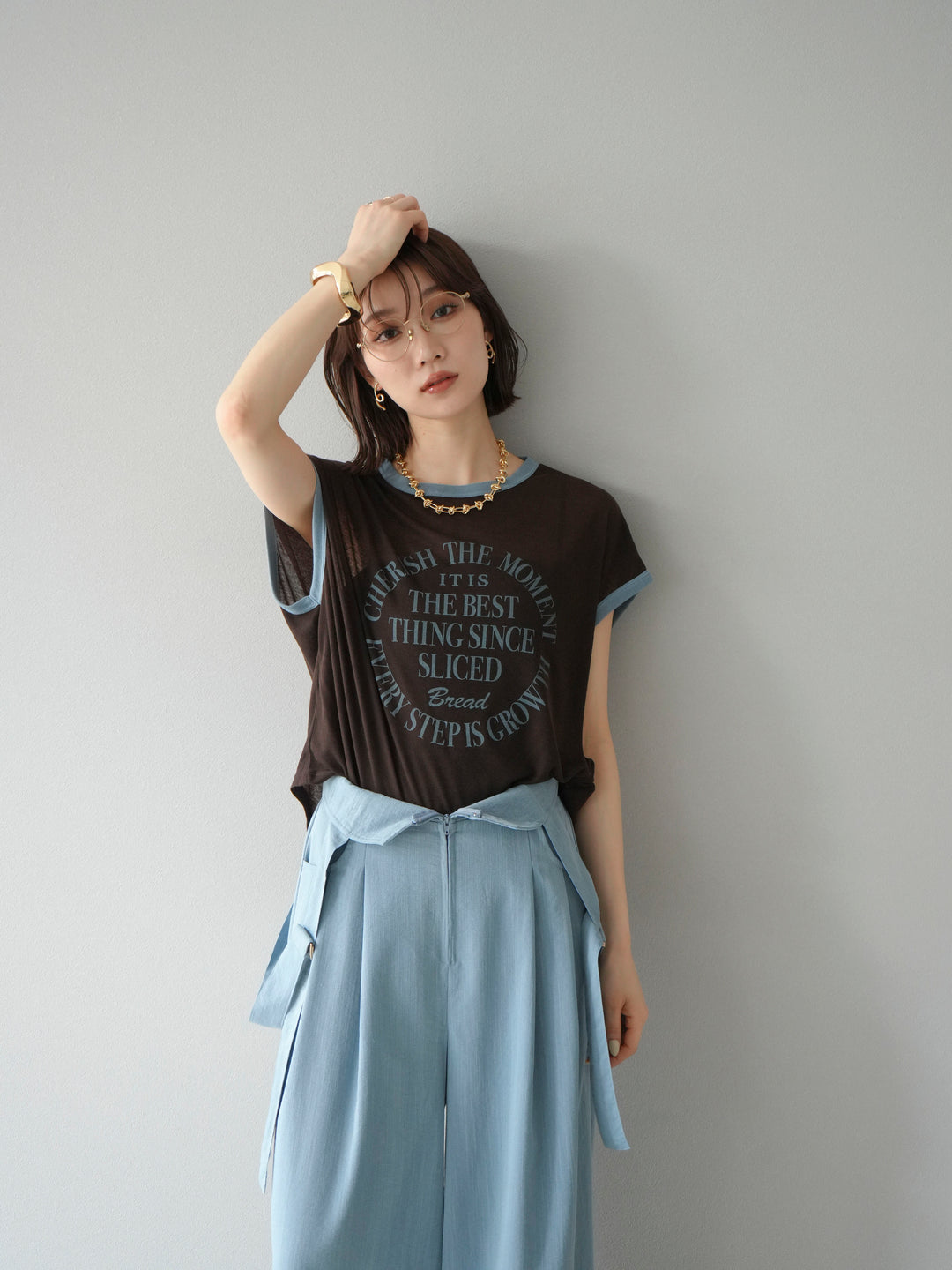 [SET]ストリングデザインハイウエストサロペット+シアーフライス ロゴプリントT (2set)