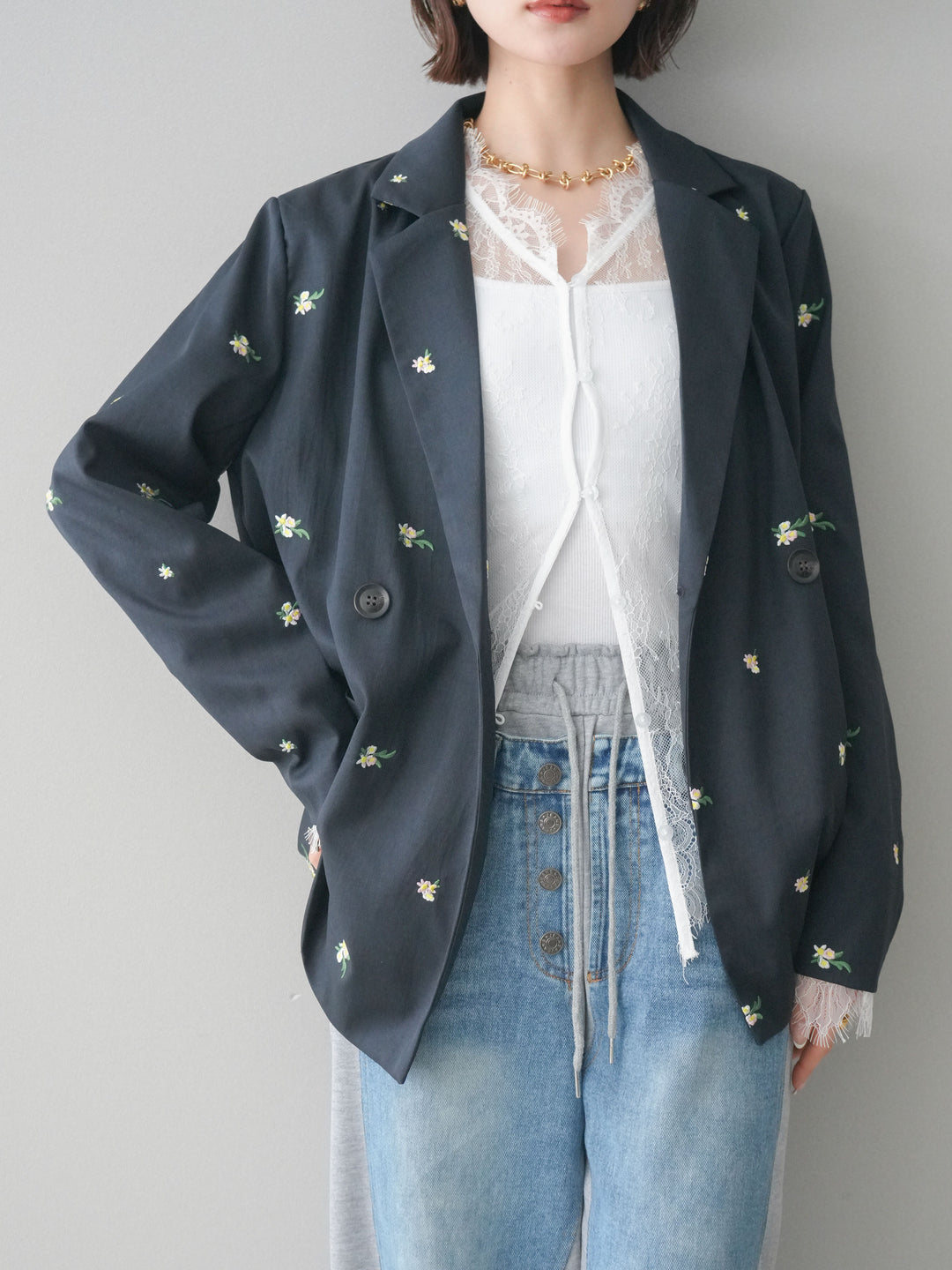 【預購】花卉刺繡修身夾克/海軍藍