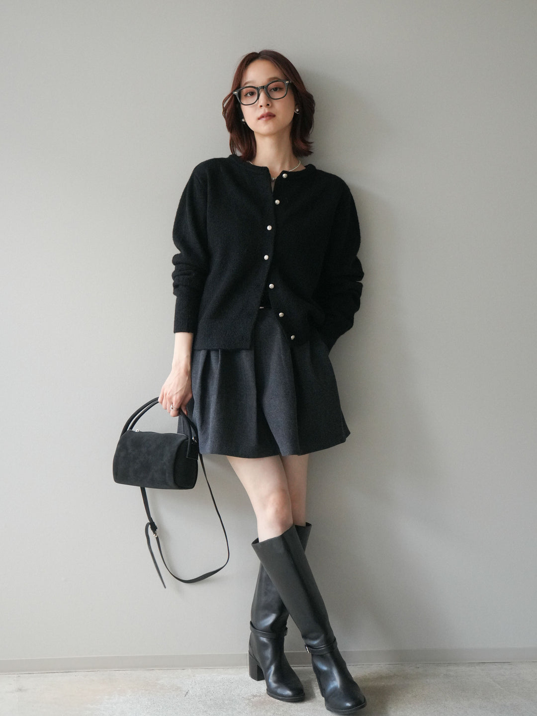 [SET]アンティークボタンニットカーディガン+ベルト付きタックミニスカート(2set)