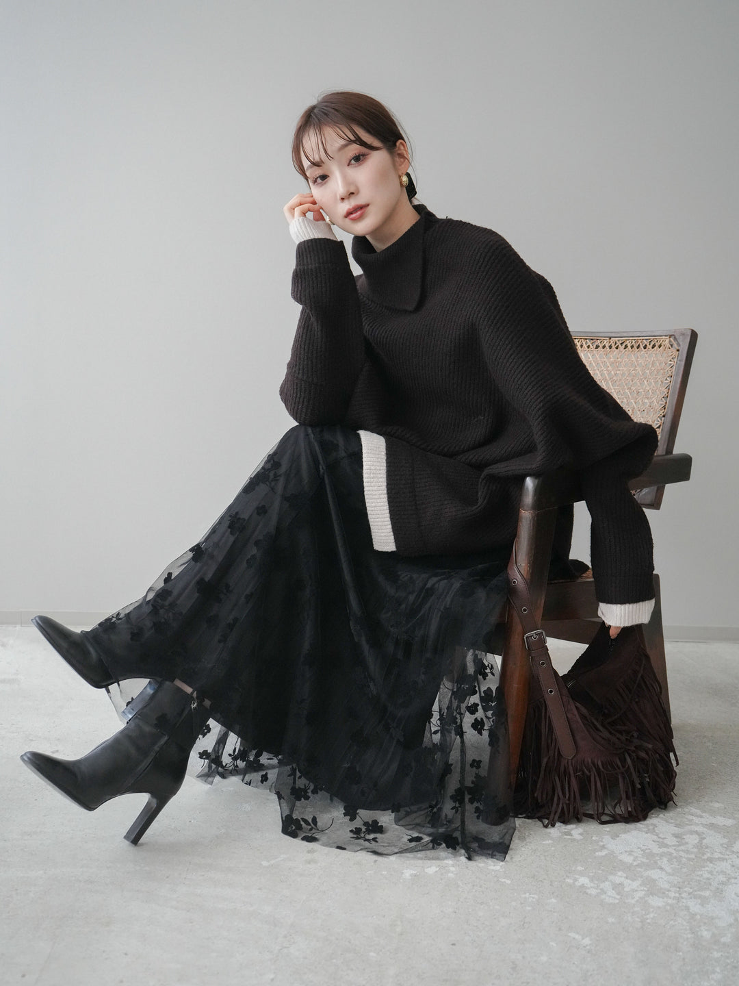 [予約]配色アシンメトリードルマンニットプルオーバー/brown