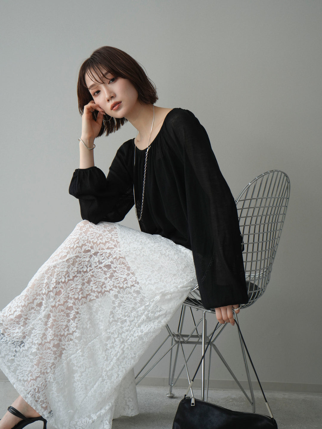 [予約]Uネックギャザーニットプルオーバー/black
