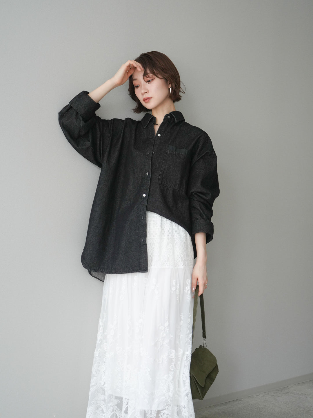 [予約]ポイントレザーオーバーデニムシャツ/black