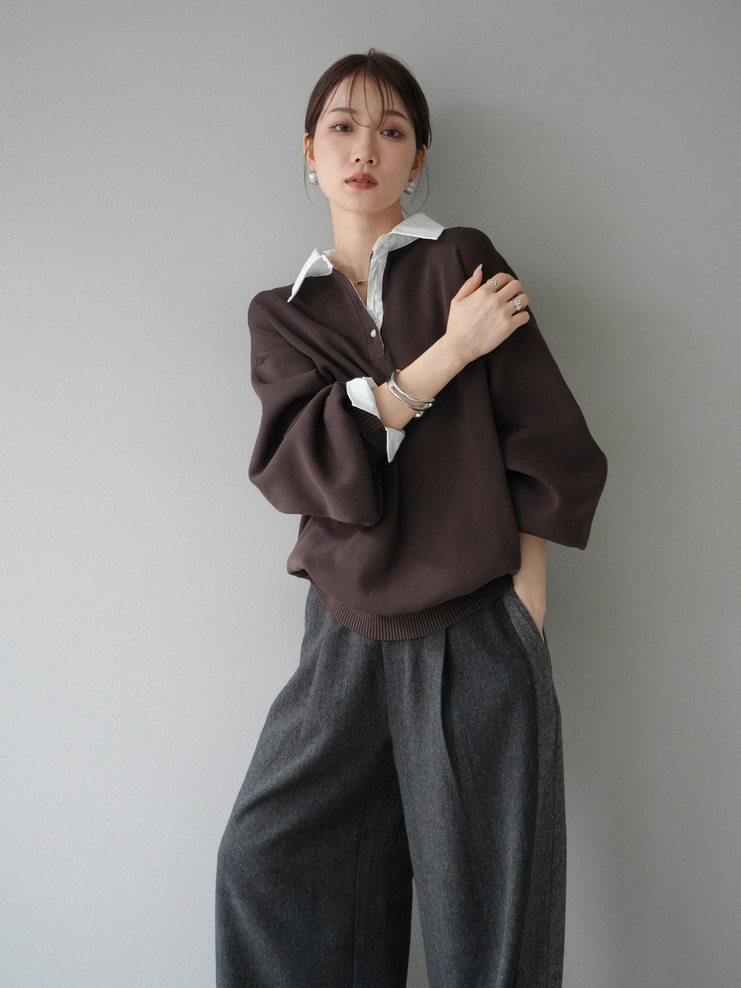 [預訂] 領口Polo針織套衫/棕色