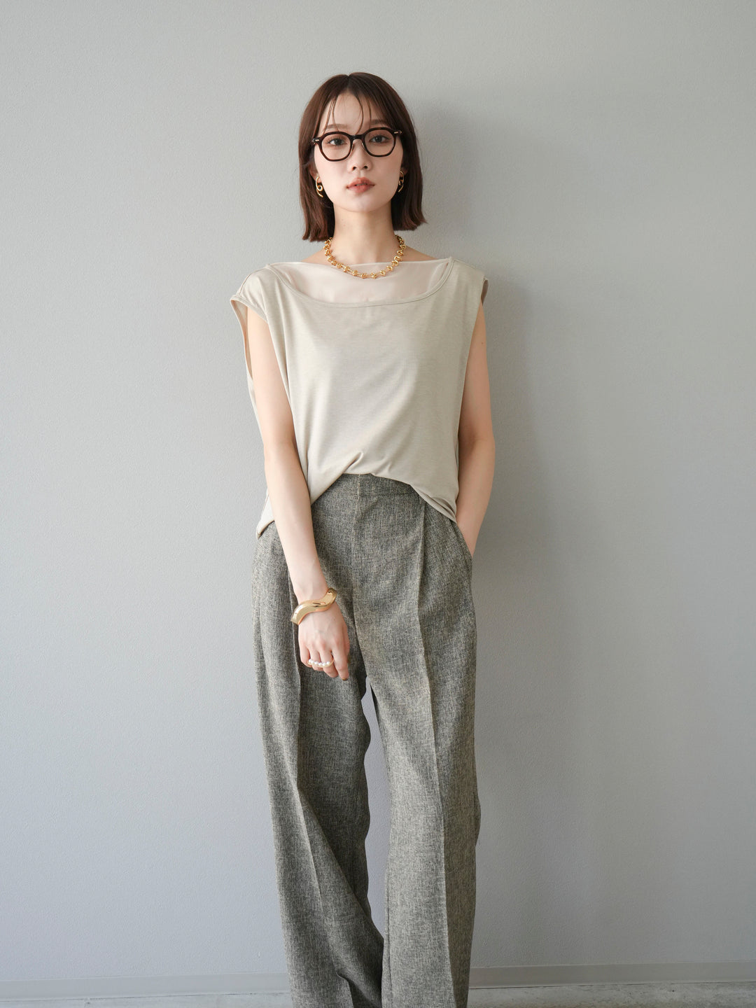 [預訂] 雙向透視層疊垂墜上衣/米色