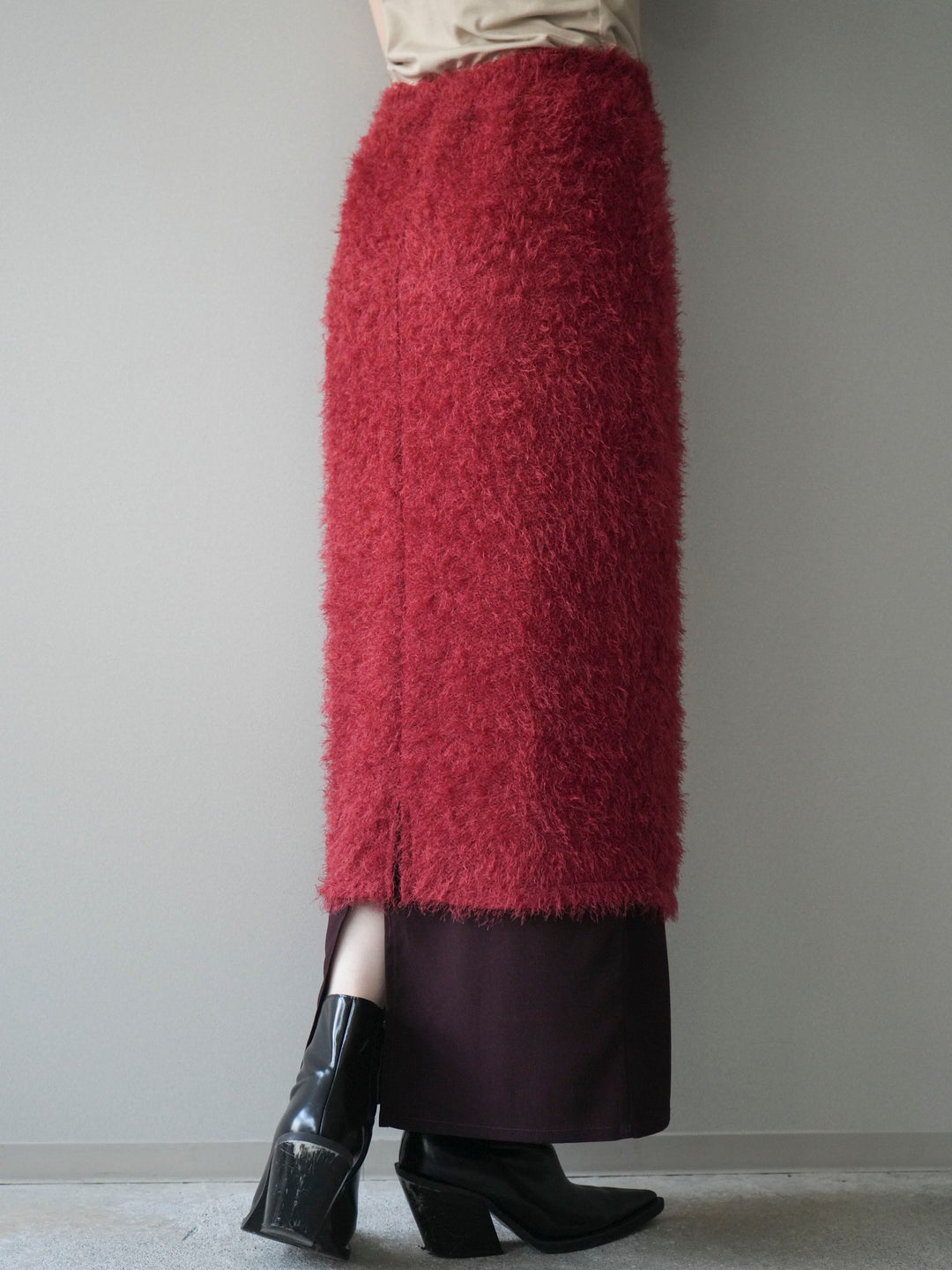 [予約]異素材バイカラーレイヤードシャギーニットスカート/red