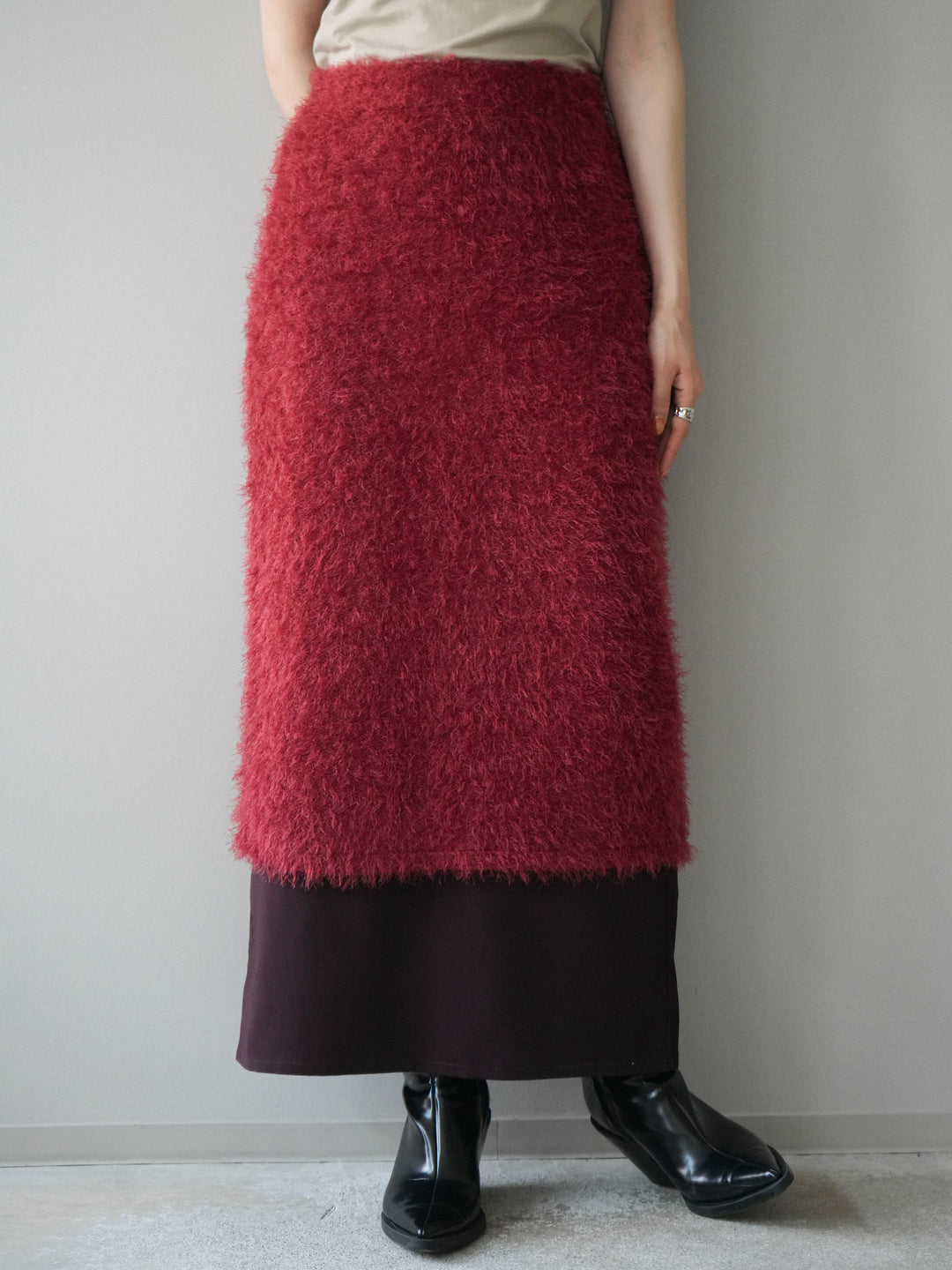 [予約]異素材バイカラーレイヤードシャギーニットスカート/red