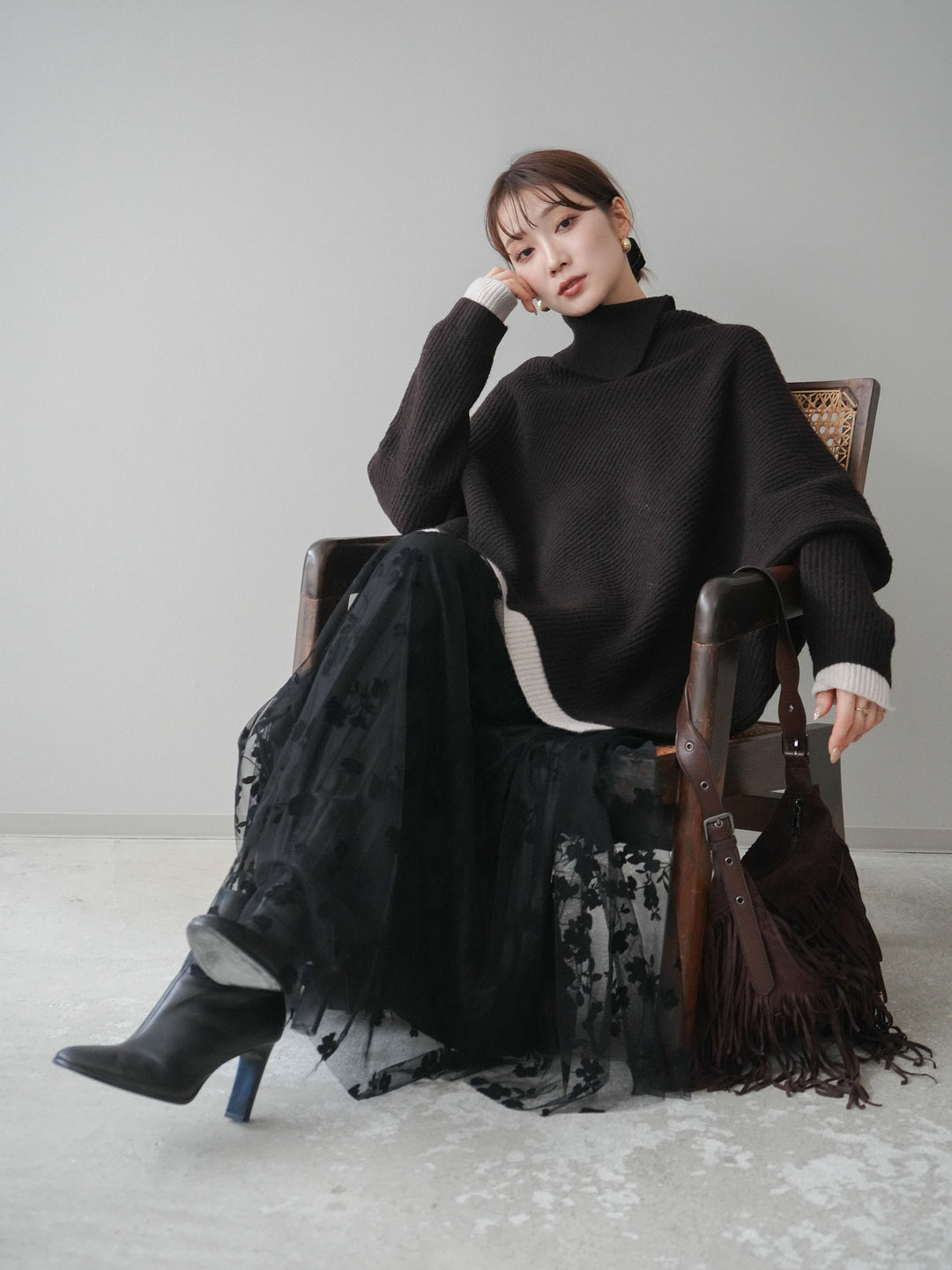 [予約]配色アシンメトリードルマンニットプルオーバー/brown